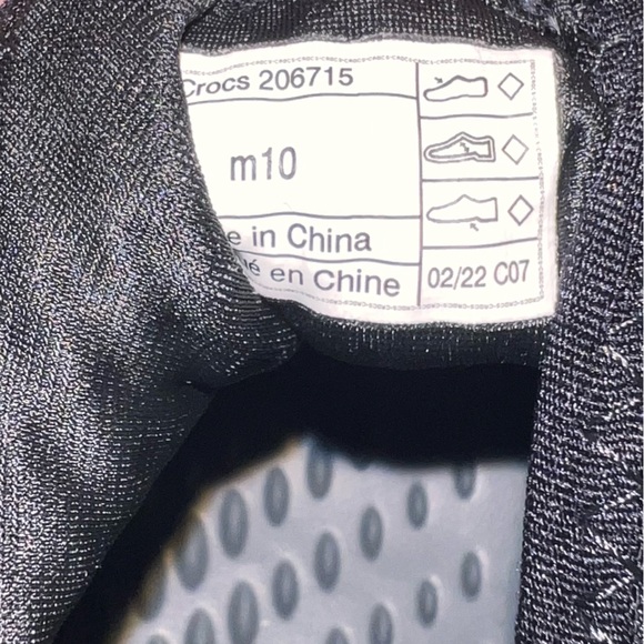 Crocs shoes Men’s size 10 - Picture 9 of 10